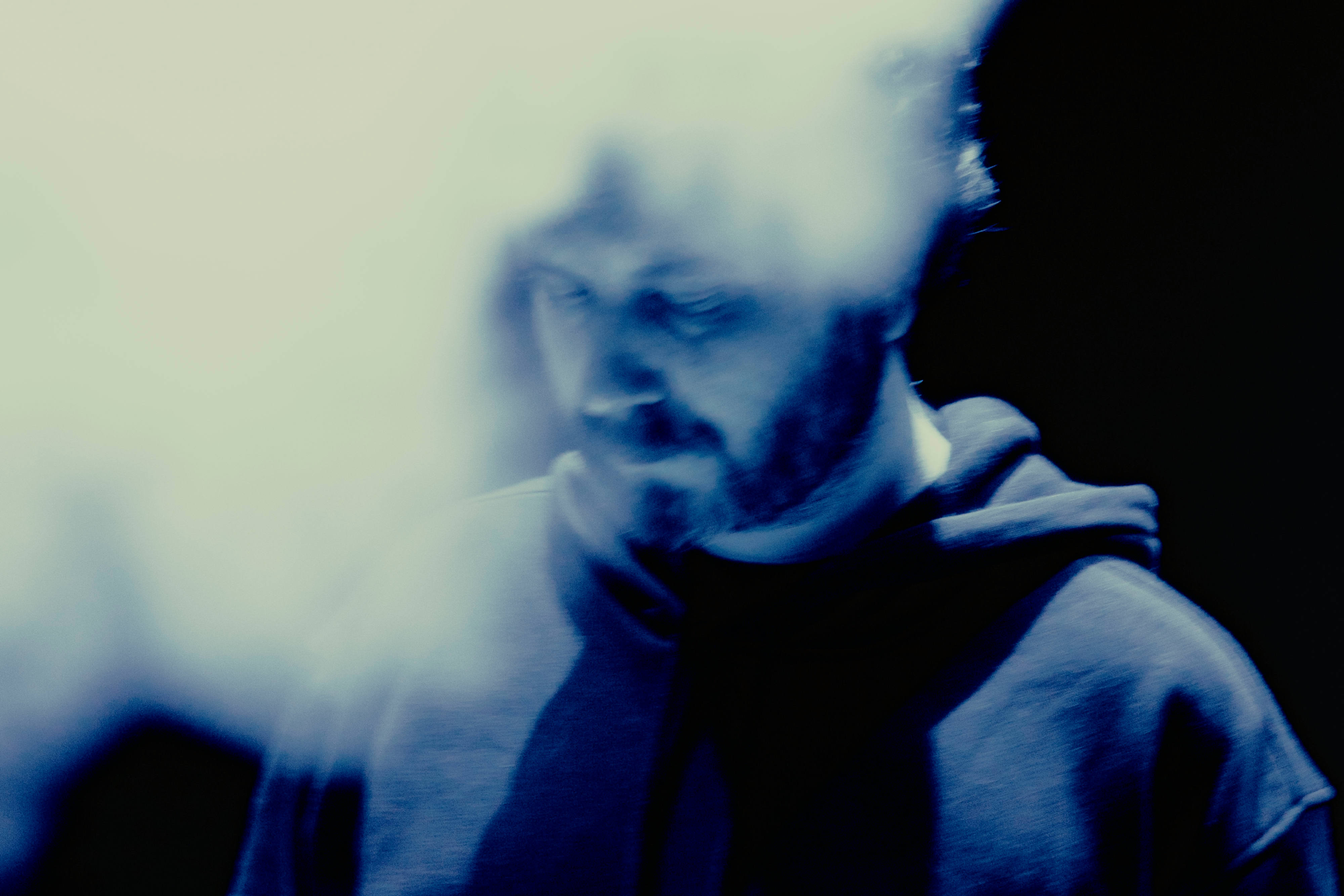 Portrait de l'artiste San Carol par Josic Jégu.