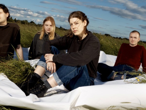 Porridge Radio et Clouds In The Sky They Will Always Be There For&nbsp;Me